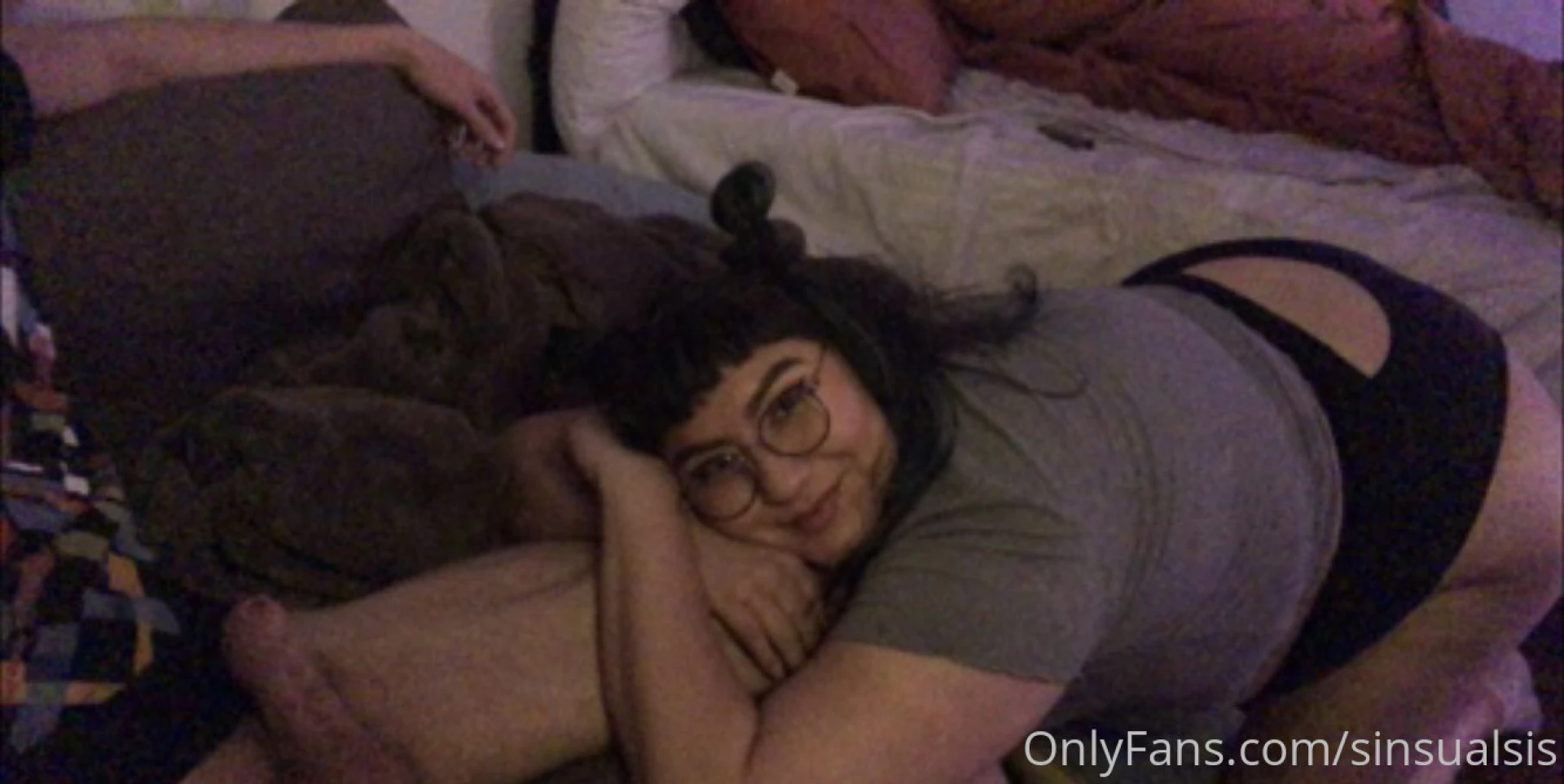 Cute little still from a video w alexaesthetics 