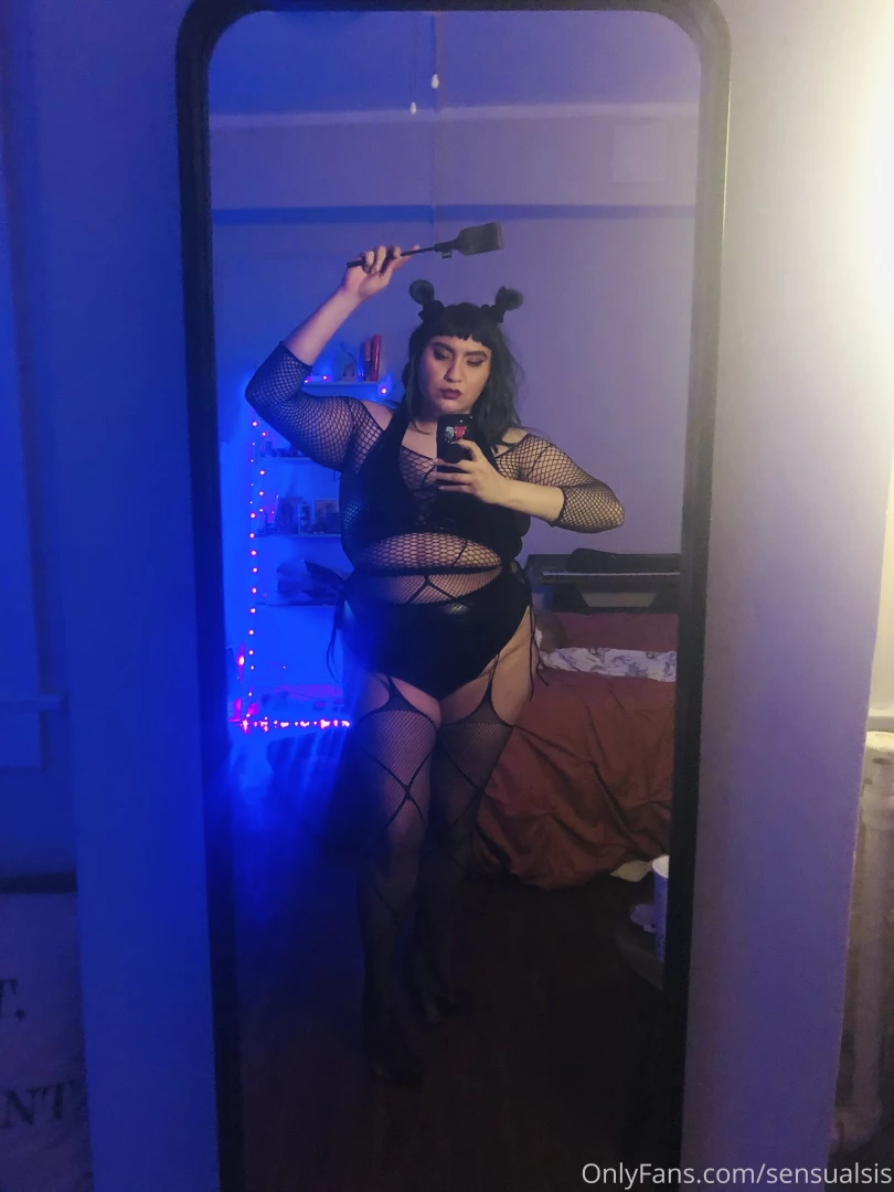 Someone got some new toys 