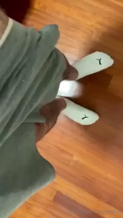 Sniff my warn underwear 