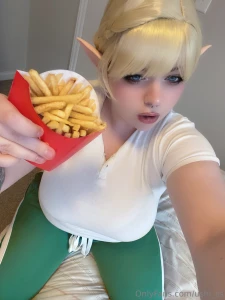 Plus sized elf set i started reading the manga last week and now im