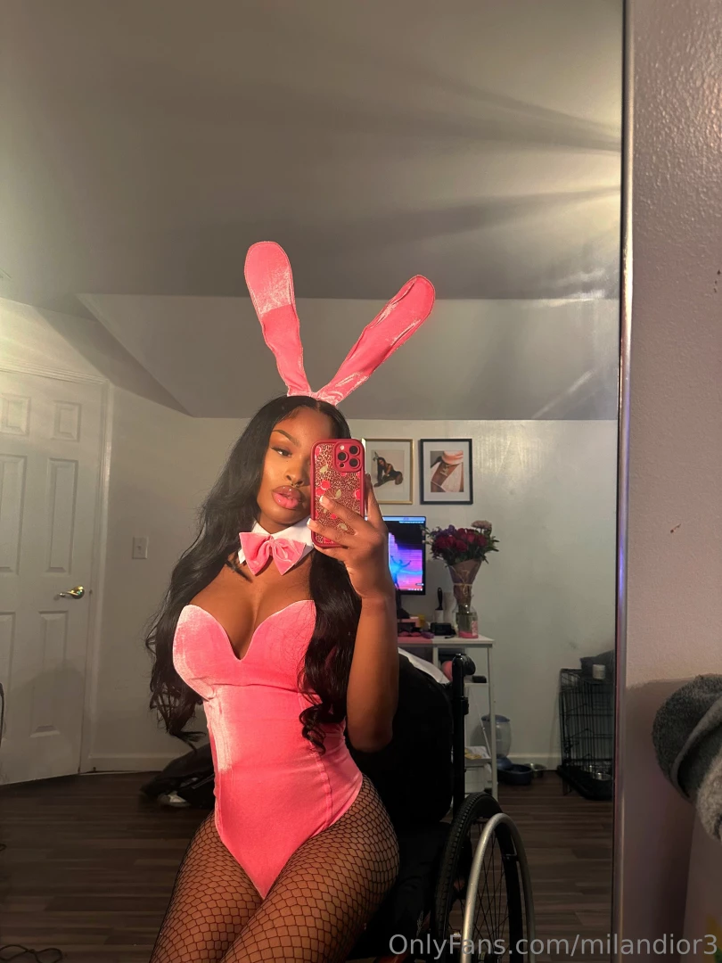 I need a lap to bounce on 