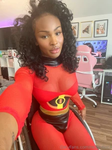 My super suit needs some adjusting