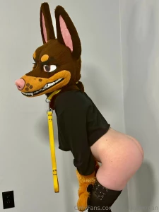 I stick my nubbins out reaaaaal far okay i don t have a good way to