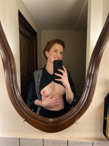 Dunno when the naked bathroom selfies became a thing but my phone is part 5