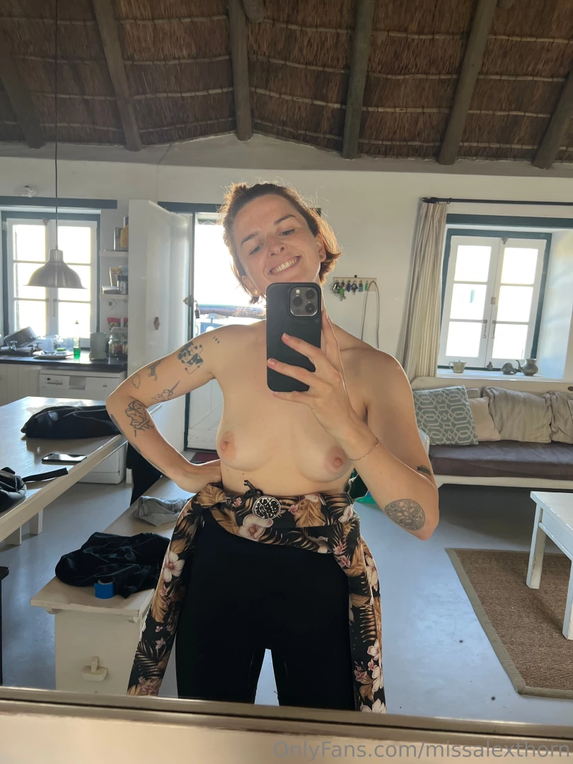 Mini life update we ve finally moved into our own little apartment part 2 