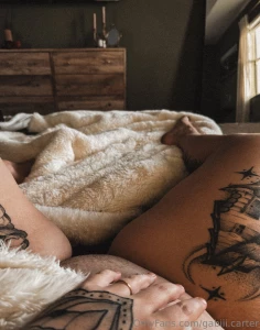 Cuddle time hop in part 2