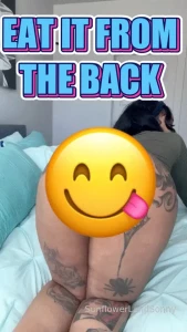 sunflowerland - Fuck it taking off all my clothes and twerkin this juicy ass for u boo 