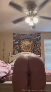 Would u fuck this 18 yr old from behind daddy