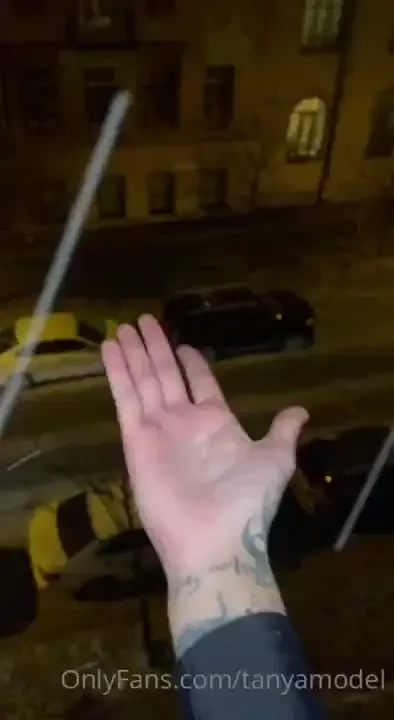 Boooooooyyyyssszzzzzziks love you all bzbzbzbzbzzzzzzzzzz 