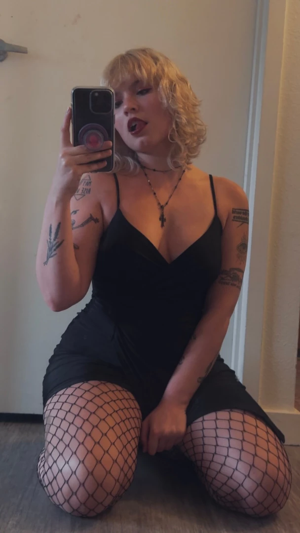 Cocktail hour was a sleeper hit for topless cocktail making and a rose 