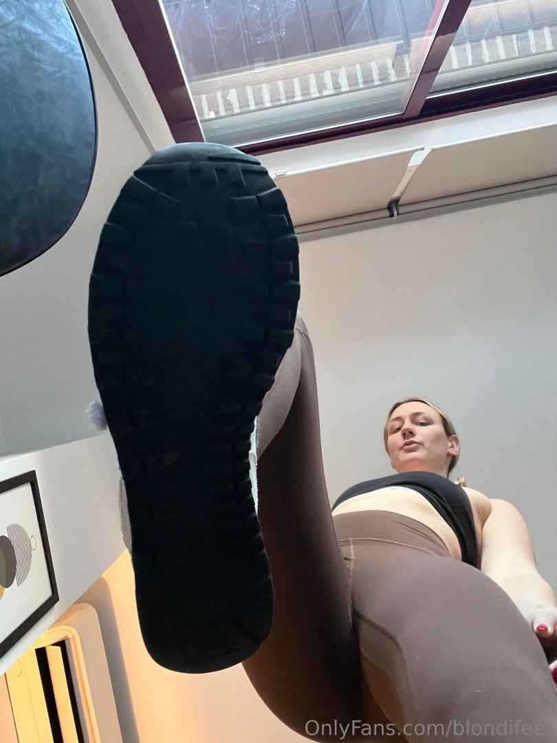 These shoes stink so bad want to smell part 5 