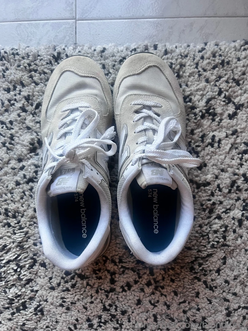 These shoes stink so bad want to smell part 13 