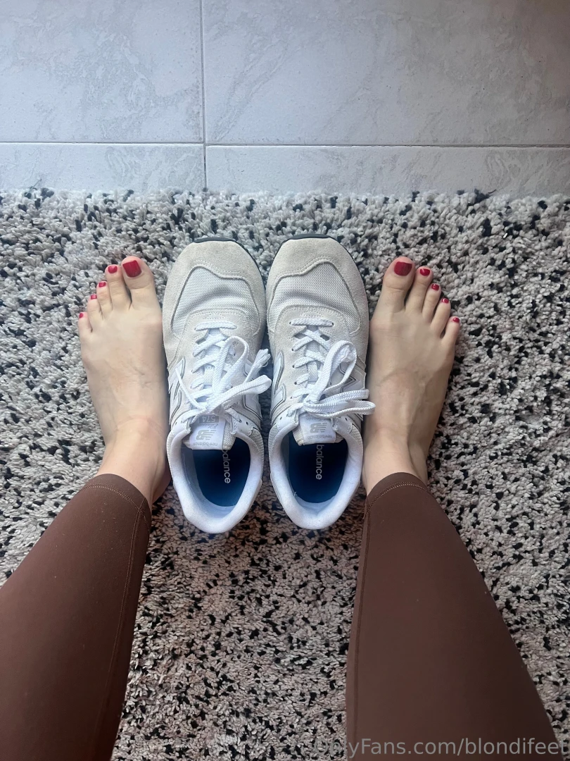 These shoes stink so bad want to smell part 4 