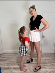Alice is sooo tiny part 3