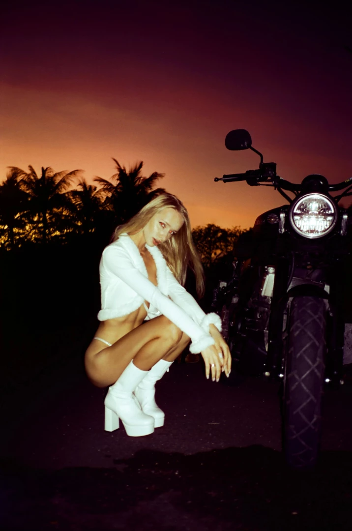 Newlolabunny1 part 4 