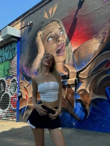 Two lolas better than one