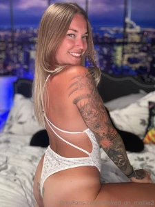 Check your dms for a new naughty cum video