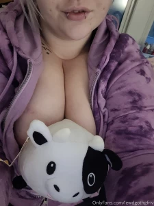Tiddies and stuffie part 4