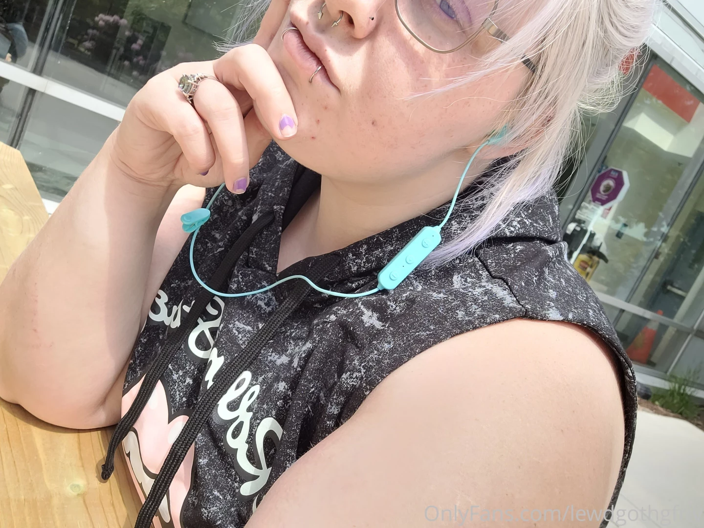 Summer is for good looks part 3 