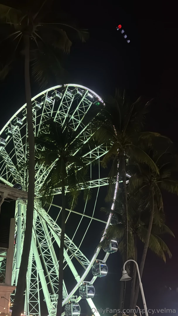 Life is like a ferris wheel 
