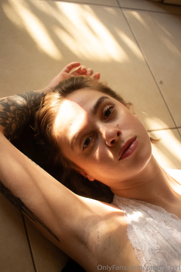 Https onlyfans com hushmistress she is so hot and have a beatiful feet part 2 