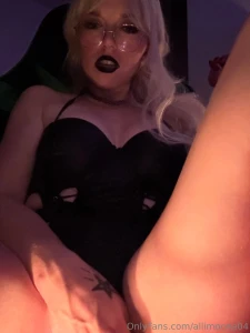 Your girl had a very intimate squirting session right after the