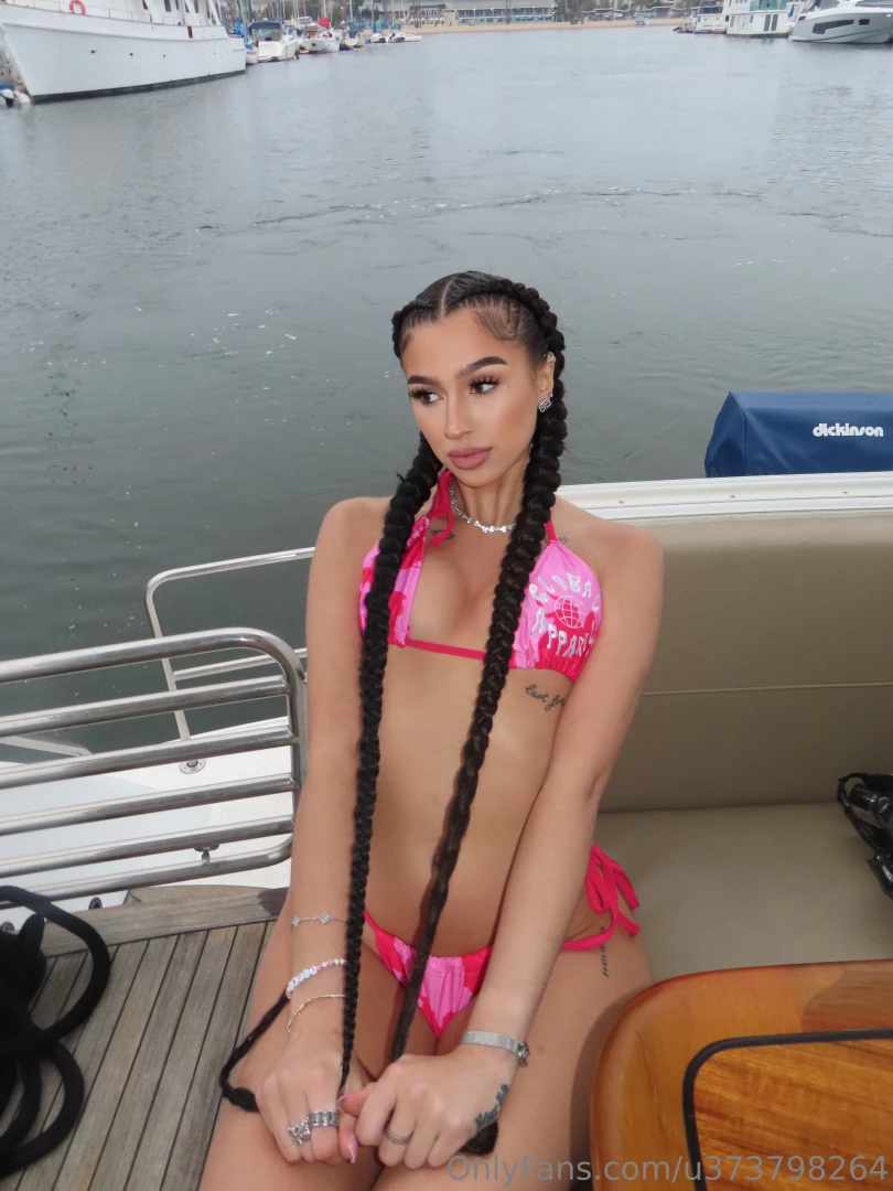 Wanna sext with me baby 25 tip and photos and vids are unlocked until part 3 