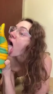 I love taking thick things in my throat do you think i look pretty part 1