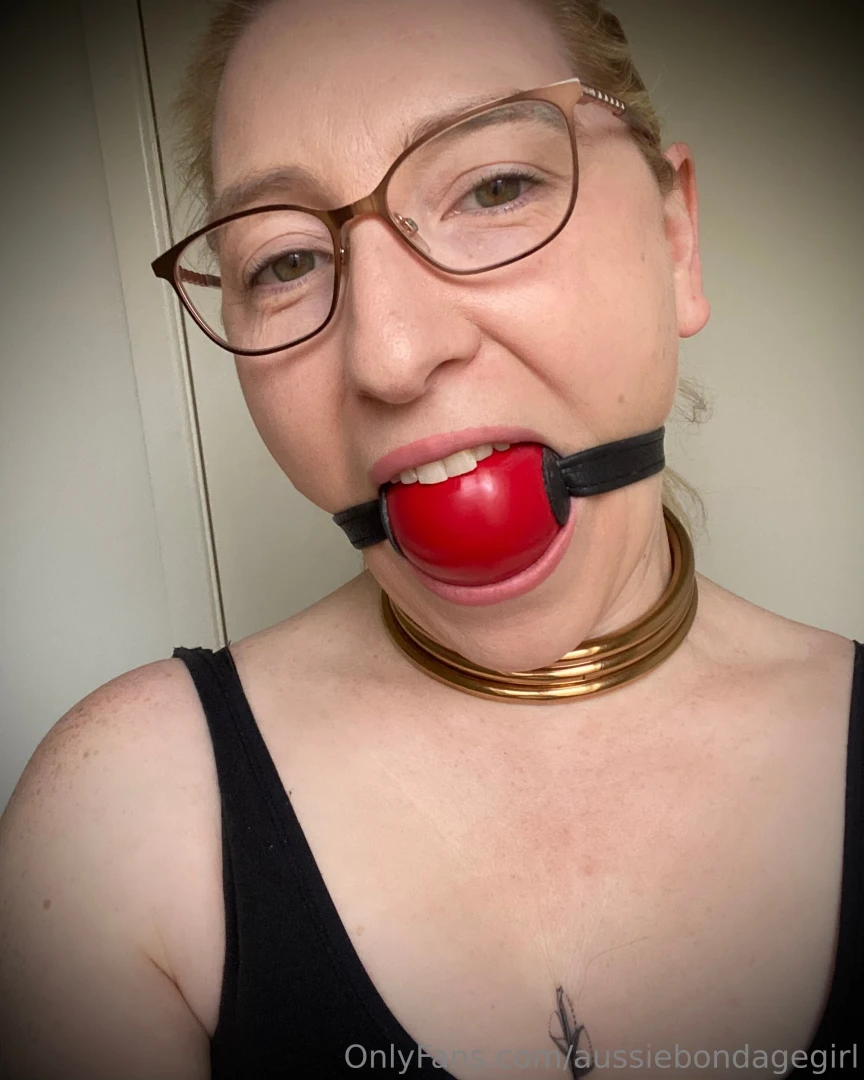 Road trip gagged selfies along the way 