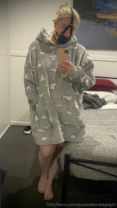 Flick across to remove the oodie