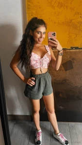 This is your sign to come play with me