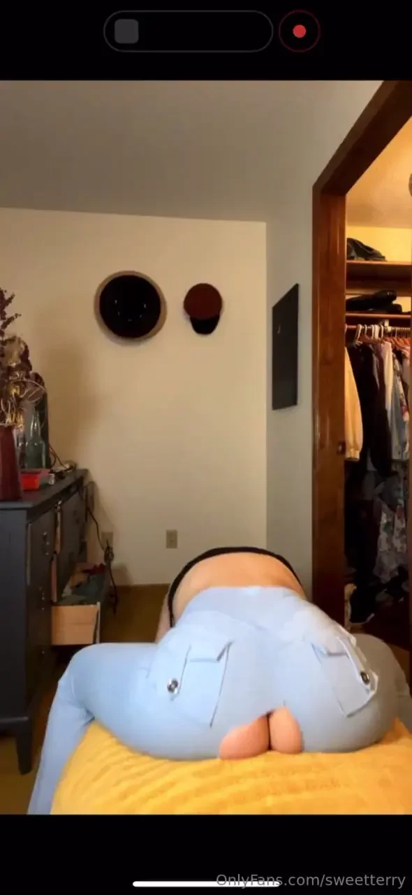 Sub to my main for free posts of me doing everything hazeyhayley 