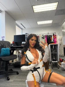 Pussy outta this world part 1