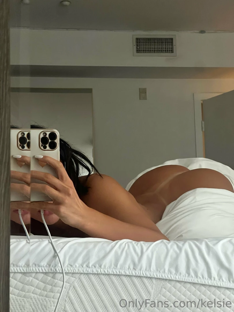 Late night thinking bout you 