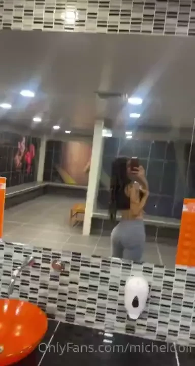 Quieres ver lo que hize hoy en las duchas 