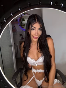 I love the color white part 2