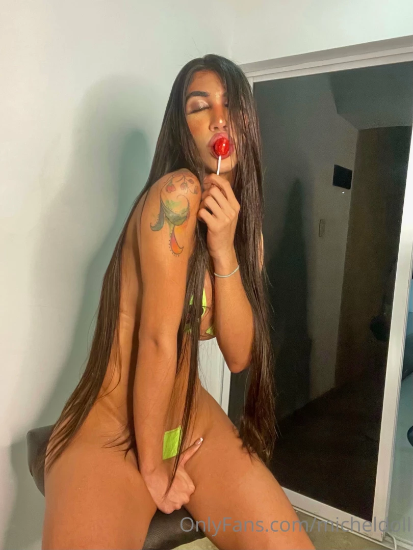 Que rico los chupetess 