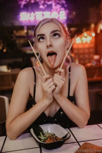 Trying to look classy with my chopsticks but honestly i m just here