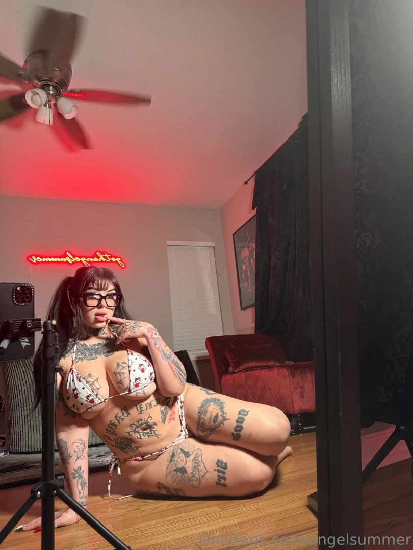 I m live come join part 28 