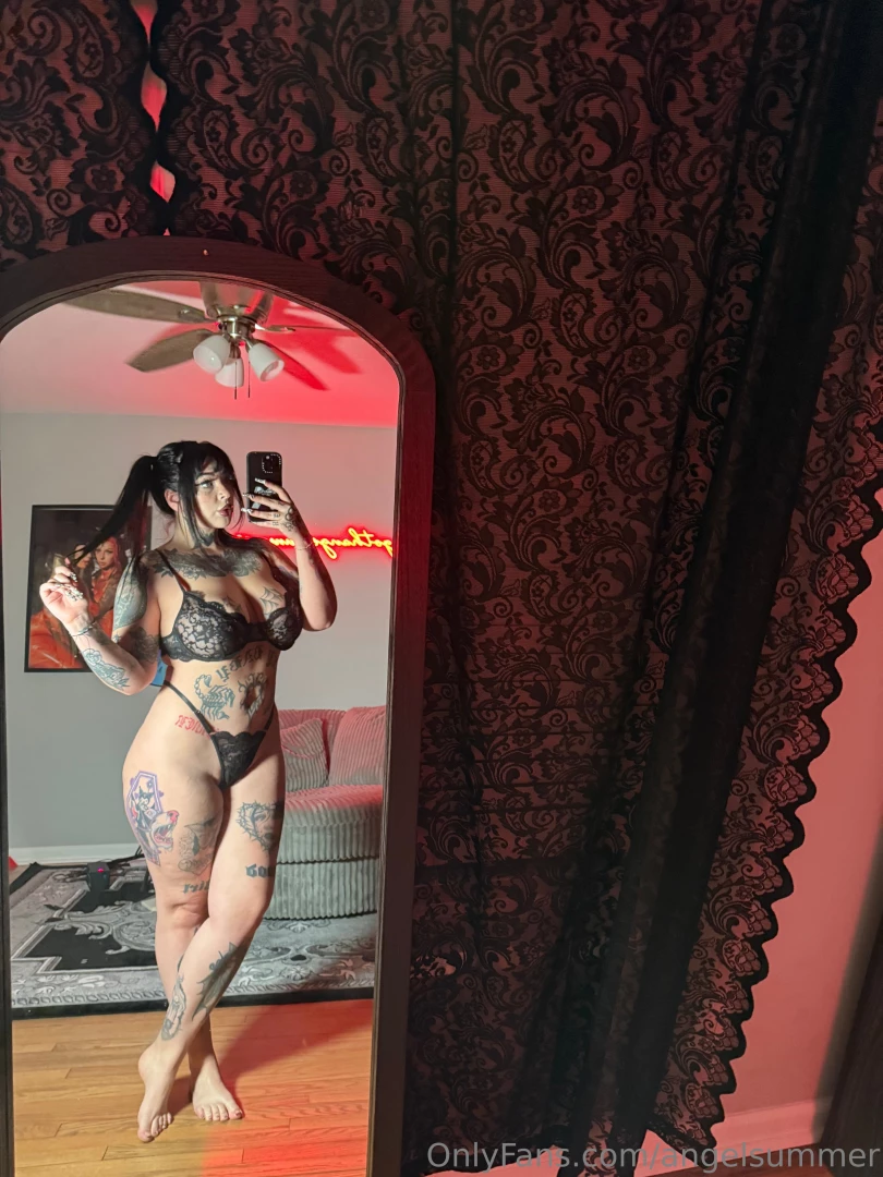 I m live come join part 27 