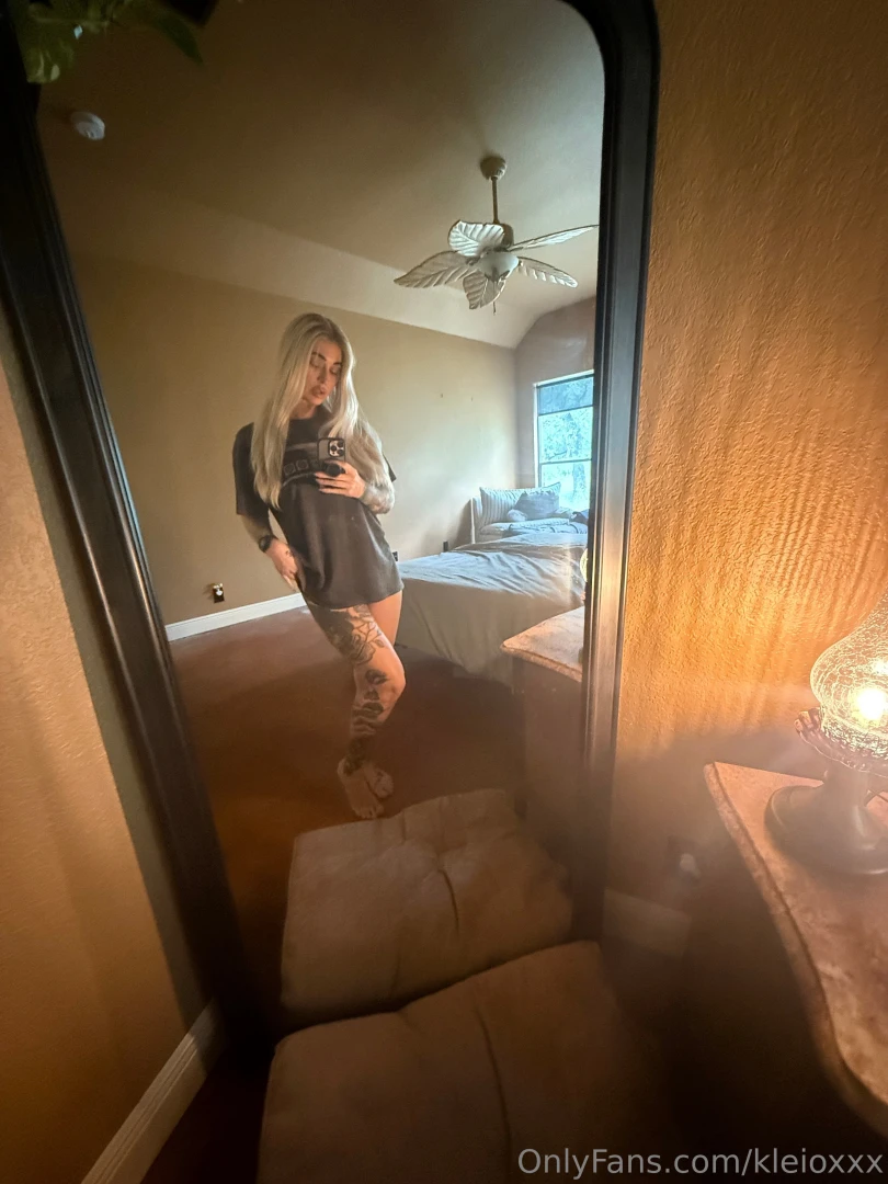 Feeling a little lonely come help 