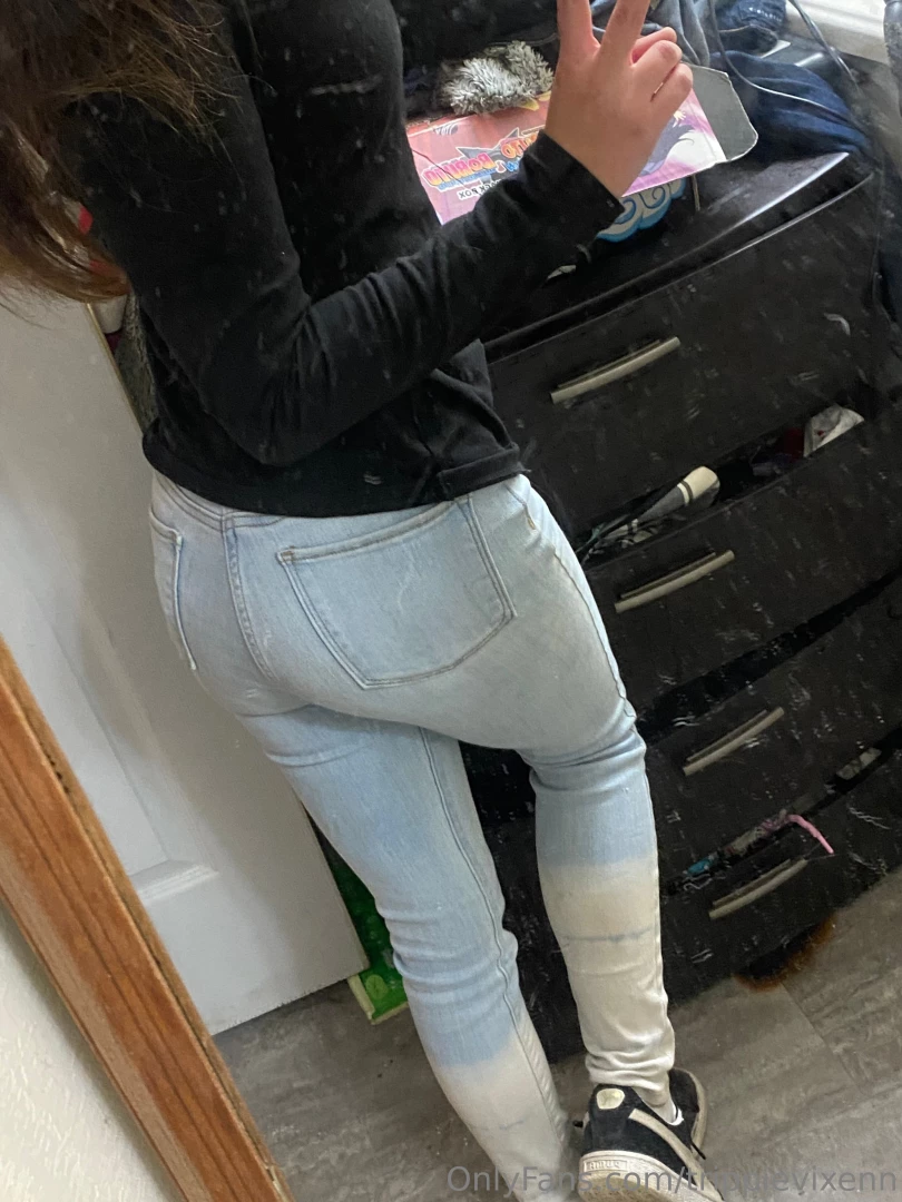 Not that nsfw compared to other posts but these jeans do justice i 