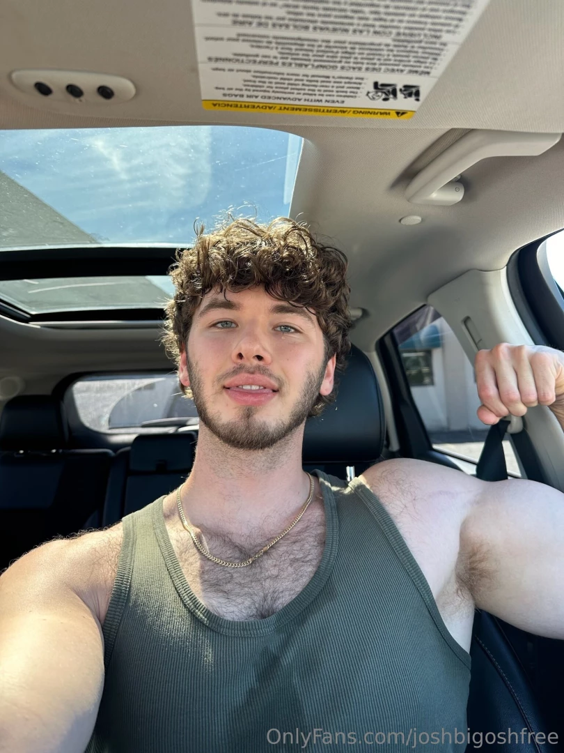 Special treat in your dms cutie 