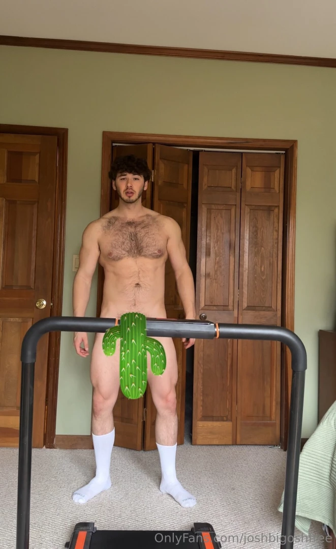 Fuck i can t help but feel slutty when my naked body hits that 