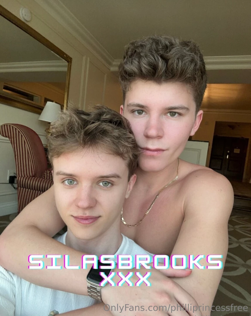 Silas fucks me hard came over to visit my new friend and boy oh boy 