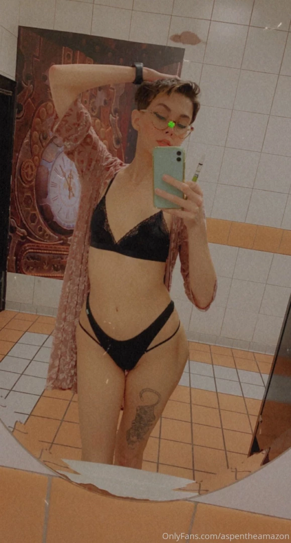 So guess what i ve got tiny texie videos i ll be dropping them in a 