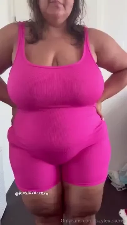 Everything so bouncy btw how do you like my new jumpsuit 