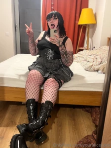 So what s your best pickup line hit me part 52