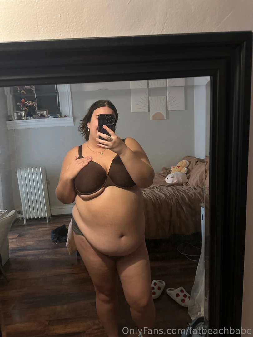 Not even my bra can contain my forever growing body 