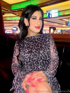 Custom orders tomorrow only 25 for 5 minute solos shower add 5 - hot